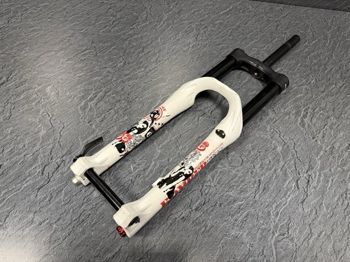 Marzocchi bomber rc3 - 66, 26”