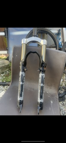 Marzocchi bomber forks - bomber, need